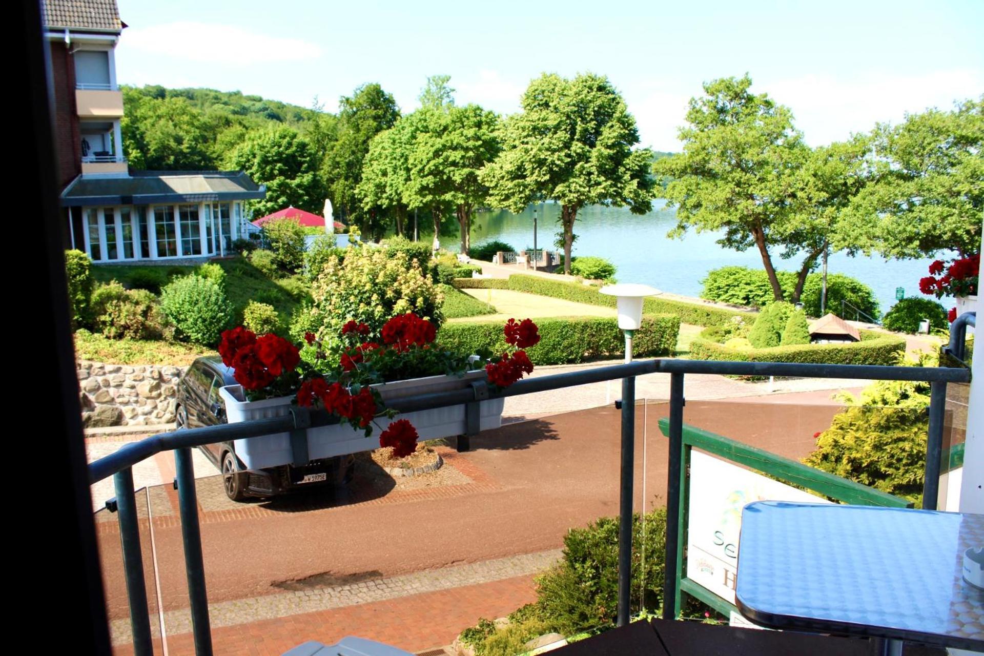 Hotel Seerose Bad Malente Ngoại thất bức ảnh